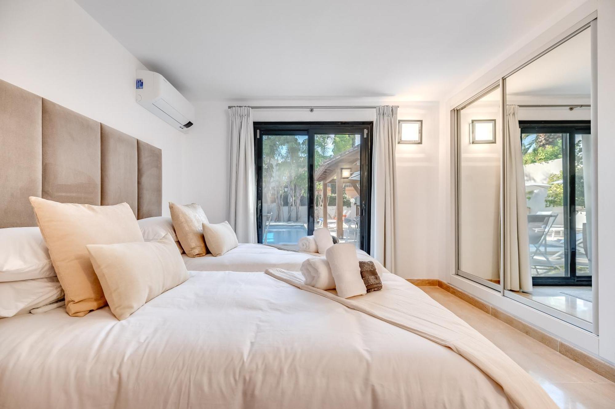 Vacation Marbella I Villa La Cabane, Prestige, Heated Pool, 300M To The Beach Экстерьер фото